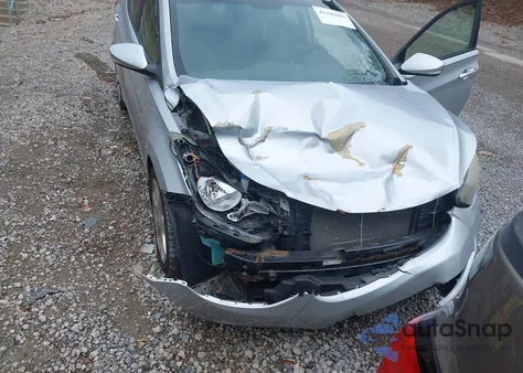 2012 Hyundai Elantra Limited z USA, uszkodzony, nr VIN 5NPDH4AE4CH149613